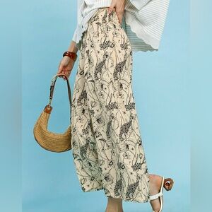 ❤️Hello Gorgeous!! Umgee Two Tone Floral Boho Print Pants